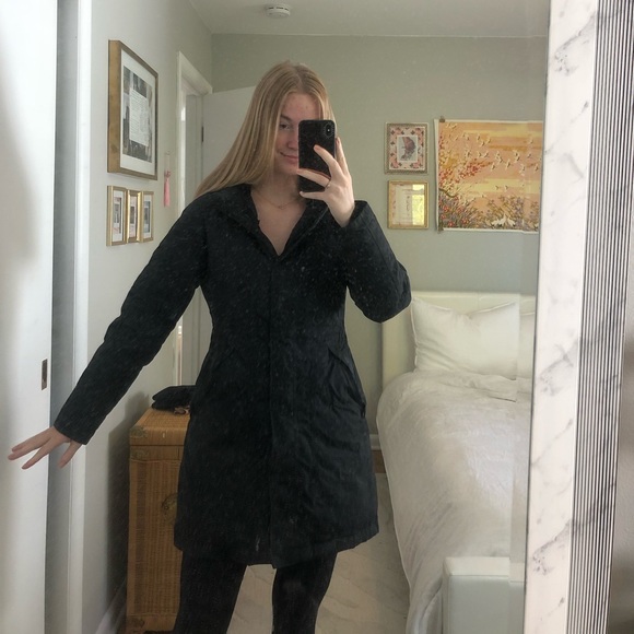 North Face Parka - Picture 1 of 7